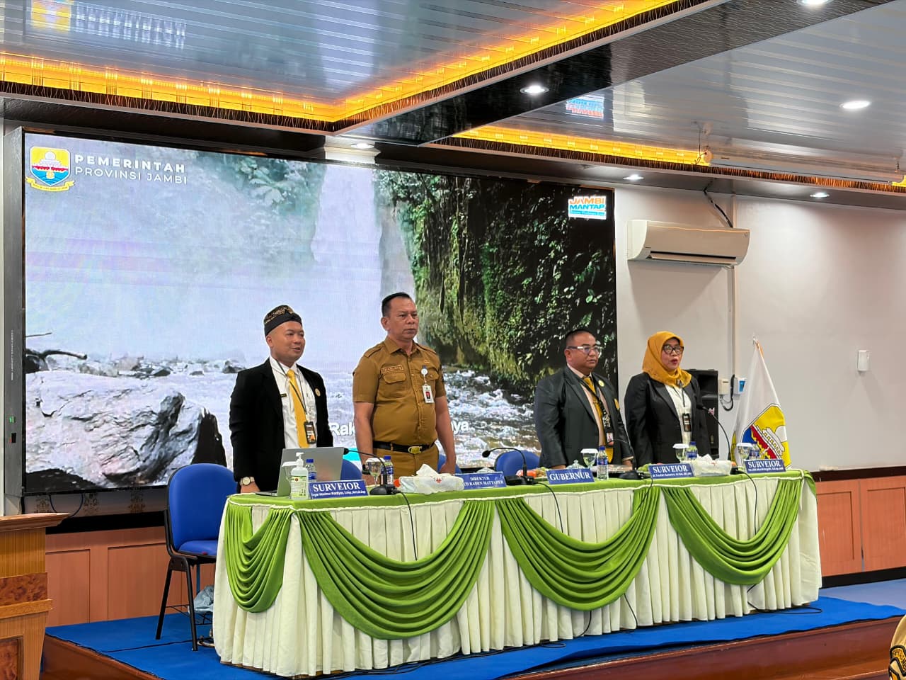Foto Berita